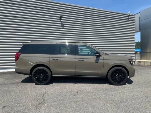 New 2027 Ford Expedition Max Platinum w/ Stealth Performance Package AWD/4WD image 2
