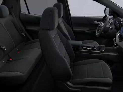 New 2026 Chevrolet Equinox LT FWD image 5
