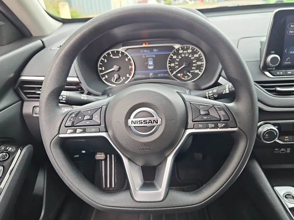 Used 2020 Nissan Altima 2.5 S FWD image 10