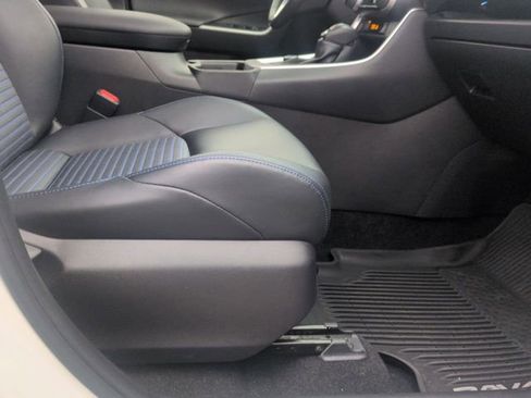 Certified 2020 Toyota RAV4 XSE image 31