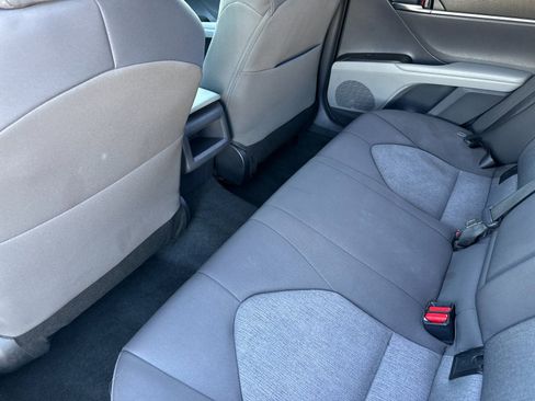 Used 2023 Toyota Camry LE FWD image 11