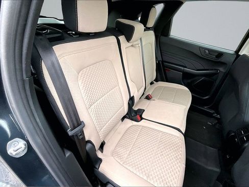 Used 2022 Ford Escape SE w/ SE Sport Appearance Package AWD/4WD image 26