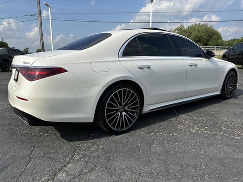 Used 2022 Mercedes-Benz S 580 S 580 4MATIC w/ Red Interior M image 11
