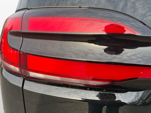 New 2026 Chrysler Pacifica Limited w/ S Appearance Package image 21