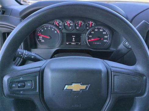 Used 2020 Chevrolet Silverado 1500 Custom w/ Custom Value Package image 31