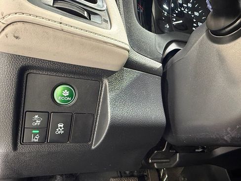 Used 2021 Honda HR-V EX image 36