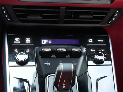 Used 2026 Porsche 911 Carrera 4S image 17