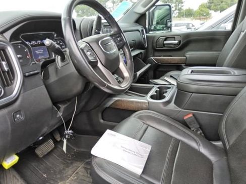 Used 2020 GMC Sierra 2500 Denali w/ Denali Ultimate Package image 4