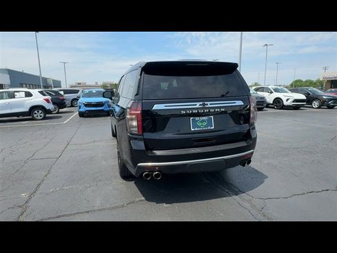 Used 2023 Chevrolet Suburban High Country w/ Advanced Technology Package AWD/4WD image 7