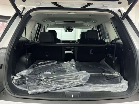 New 2026 Hyundai Palisade SEL Premium FWD image 18