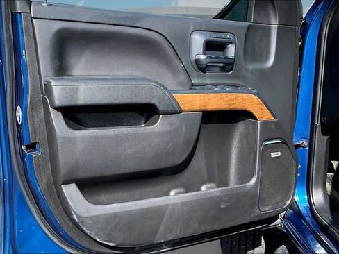 Used 2018 Chevrolet Silverado 2500 LTZ w/ LTZ Plus Package image 20