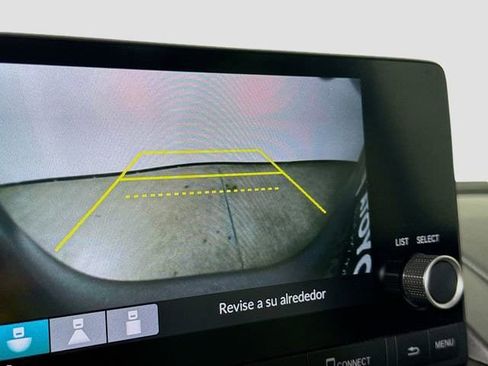 Used 2023 Honda Pilot LX image 13