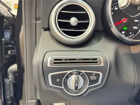 Used 2020 Mercedes-Benz C 300 Sedan image 26