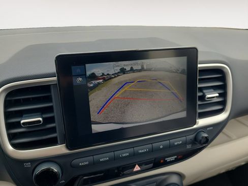 Used 2026 Hyundai Venue SEL FWD image 25