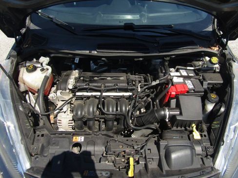 Used 2019 Ford Fiesta SE FWD image 25