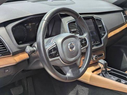 Used 2018 Volvo XC90 T6 Inscription w/ Convenience Package AWD/4WD image 10