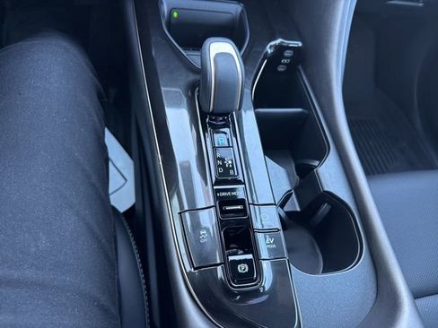 Used 2025 Toyota Crown Nightshade image 18