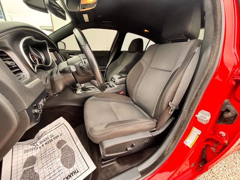 Used 2018 Dodge Charger R/T image 21