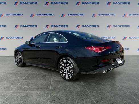 Used 2023 Mercedes-Benz CLA 250 4MATIC image 3