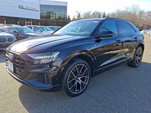 Used 2020 Audi Q8 Premium Plus image 3