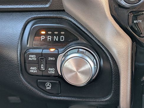 Used 2022 RAM 1500 Laramie image 24