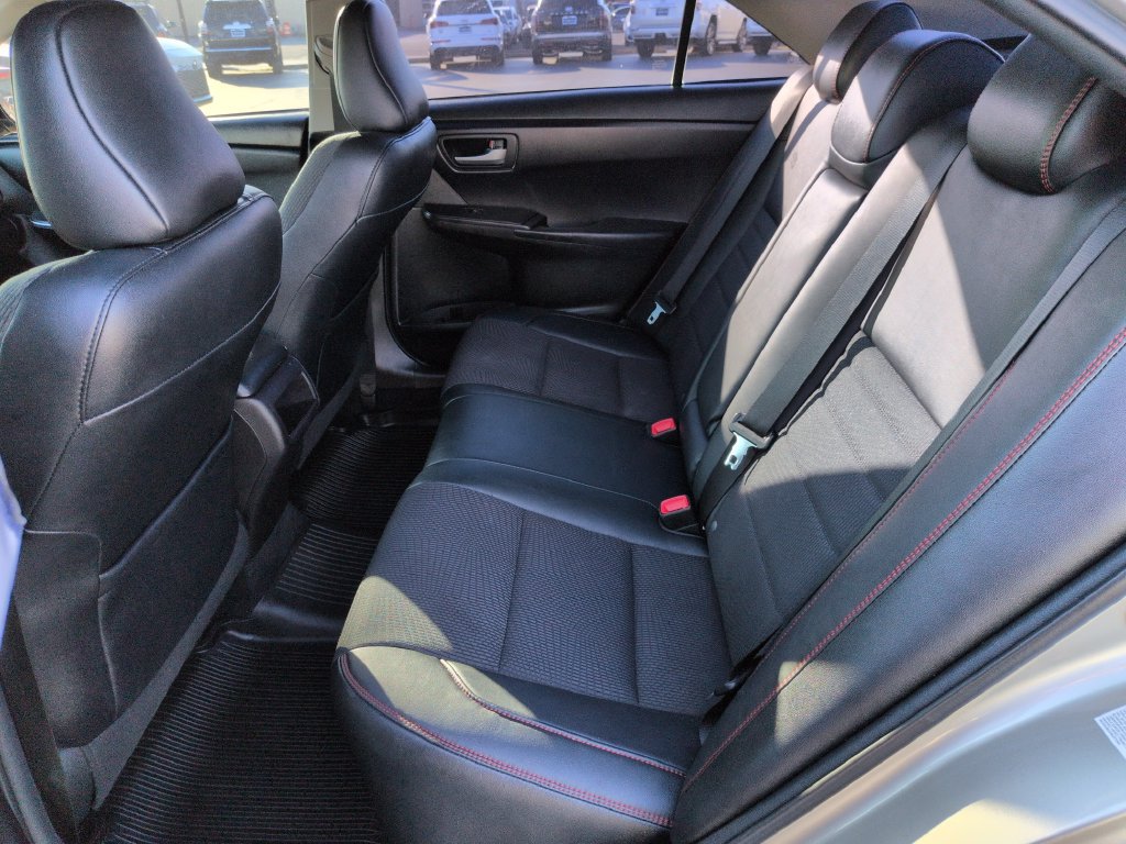 Used 2017 Toyota Camry SE FWD image 25