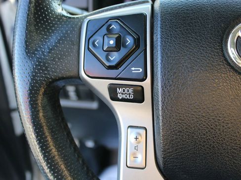 Used 2018 Toyota 4Runner SR5 image 20