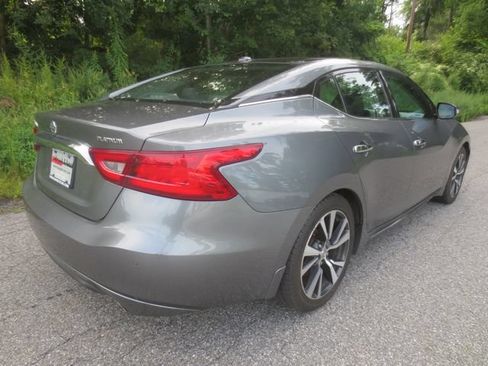Used 2017 Nissan Maxima Platinum FWD image 4