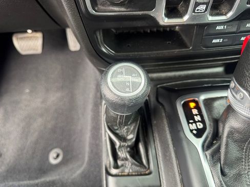 Used 2022 Jeep Gladiator Sport AWD/4WD image 20