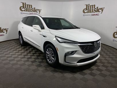 Used 2023 Buick Enclave Essence