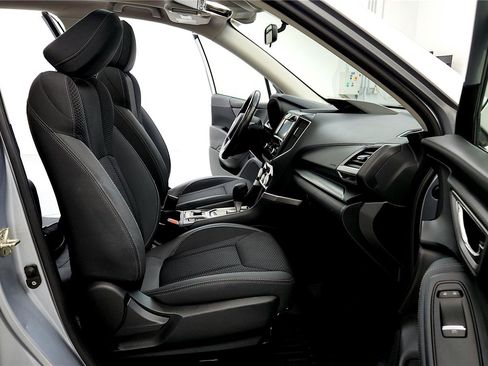 Used 2020 Subaru Forester Premium image 29