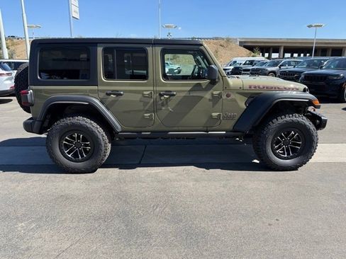New 2025 Jeep Wrangler Unlimited Rubicon w/ XTREMEE 35" Tire Package image 7