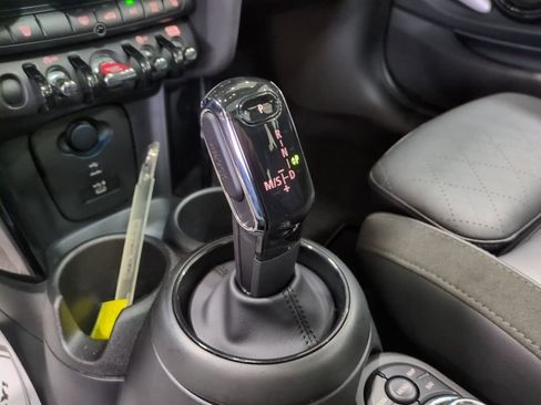 Used 2022 MINI Cooper S image 16