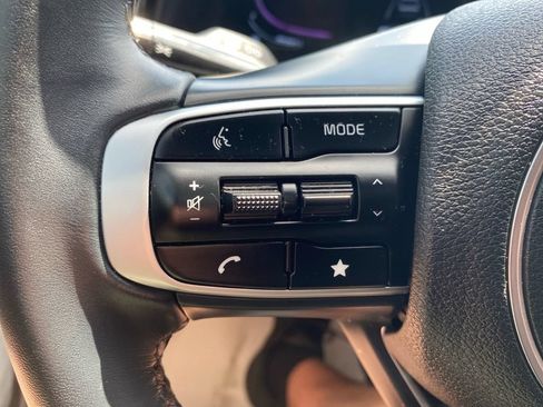 Used 2025 Kia Sportage X-Line w/ Premium Package AWD/4WD image 38