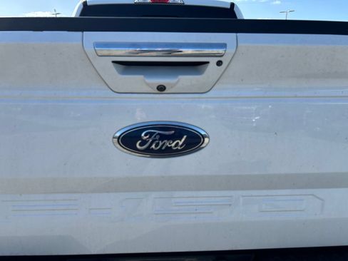 Used 2020 Ford F150 Lariat RWD image 10