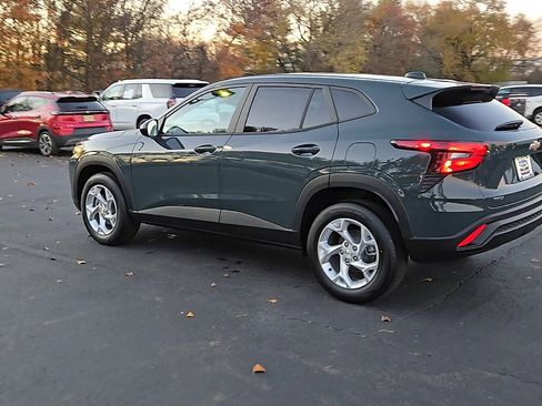 New 2026 Chevrolet Trax LS image 2