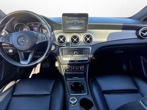 Used 2019 Mercedes-Benz GLA 250 4MATIC image 13