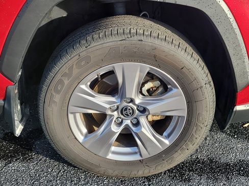 Certified 2025 Toyota RAV4 XLE w/ Convenience Package image 10