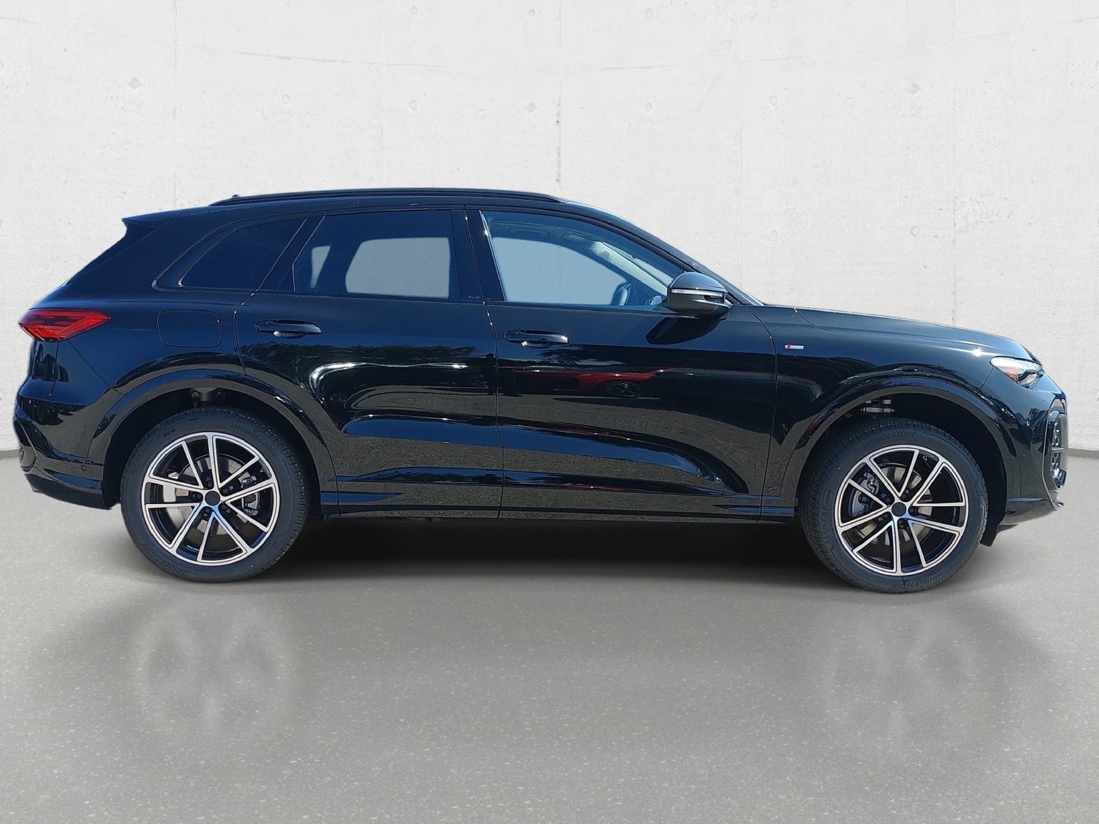 New 2026 Audi Q5 Premium Plus AWD/4WD image 4