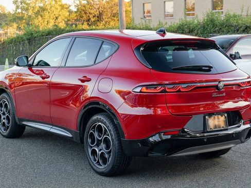 Used 2024 Alfa Romeo Tonale Ti w/ Active Assist Package image 5