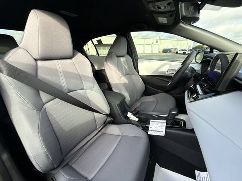 New 2026 Toyota Corolla SE FWD image 25