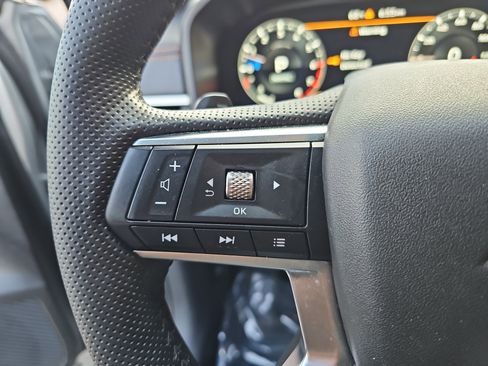 Used 2024 Mitsubishi Outlander SEL AWD/4WD image 17