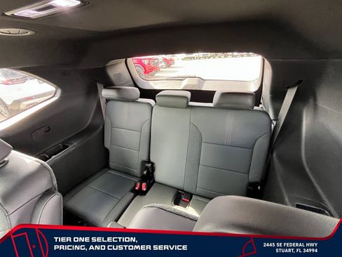 New 2026 GMC Acadia AT4 w/ Luxury Package AWD/4WD image 27