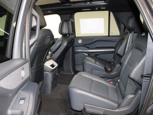 New 2026 Lincoln Navigator L Reserve w/ Jet Appearance Package image 28