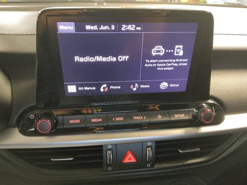 Used 2024 Kia Forte LXS FWD image 25