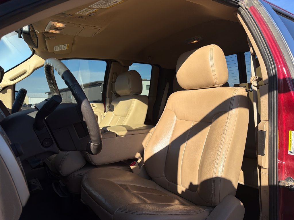 Used 2014 Ford F150 Lariat w/ Equipment Group 501A Mid AWD/4WD image 3