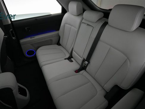 Used 2025 Hyundai Ioniq 5 Limited image 10