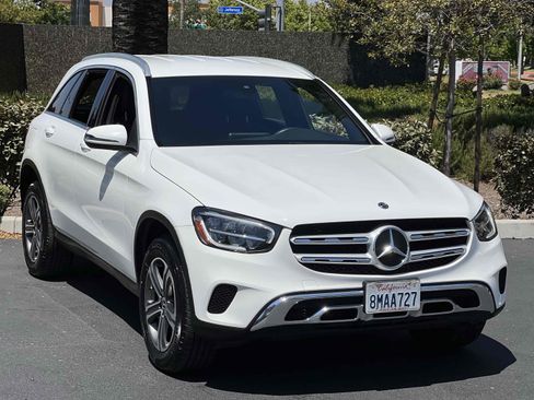 Used 2020 Mercedes-Benz GLC 300 4MATIC image 16