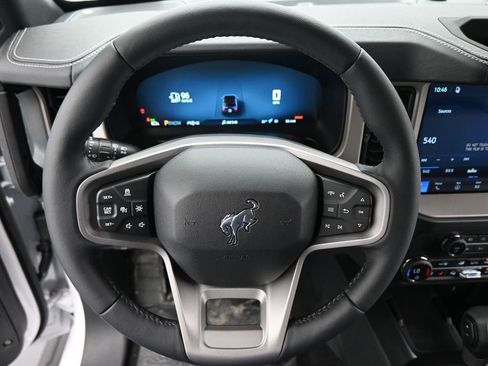 New 2026 Ford Bronco Outer Banks w/ Sasquatch Package image 11