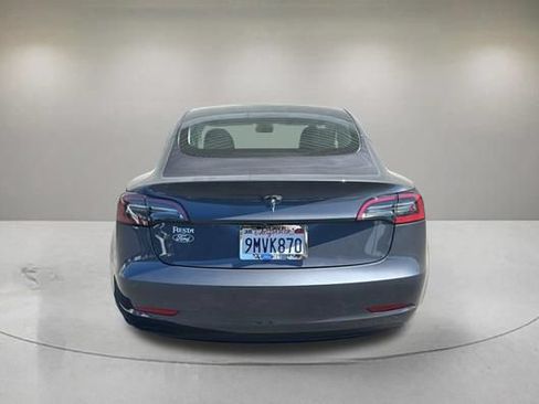 Used 2023 Tesla Model 3 Standard Range RWD image 3